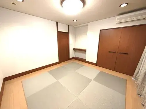 2-Story LDK 20+ Tatami Property Kure City Hiroshima Prefecture (4)