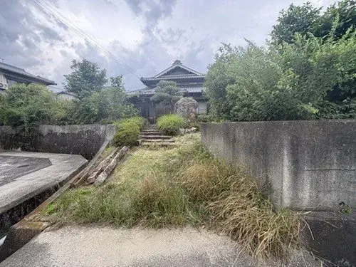 Slide 10