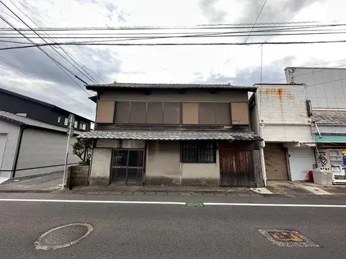 Akiya in Karatsu