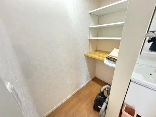 Kagoshima Prefecture Kagoshima City 4 Bedroom Property (9)
