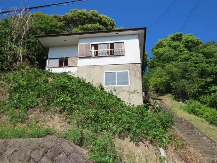 Akiya in Shirahama Town