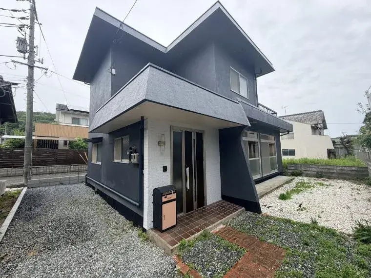Akiya in Naka Ward