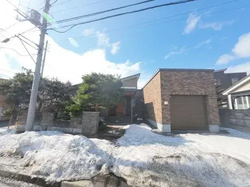 Akiya in Sapporo