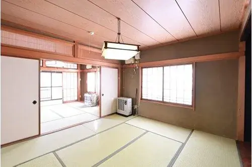 Large LDK 3-Story Property Kuroishi City Aomori Prefecture (4)