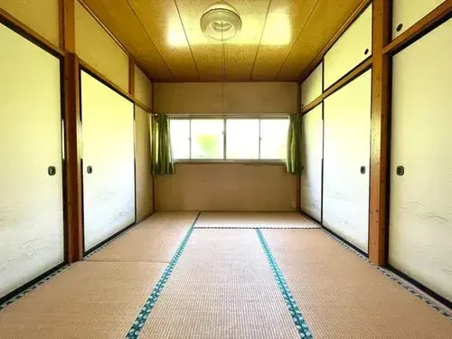 Slide 4