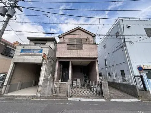 Akiya in Yokohama