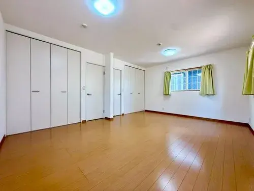Two-Story House, Fukui City, Fukui Prefecture (3)