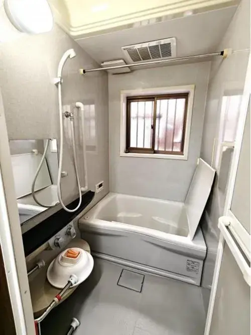 4 Bedroom Property Kyoto City Kyoto Prefecture (7)