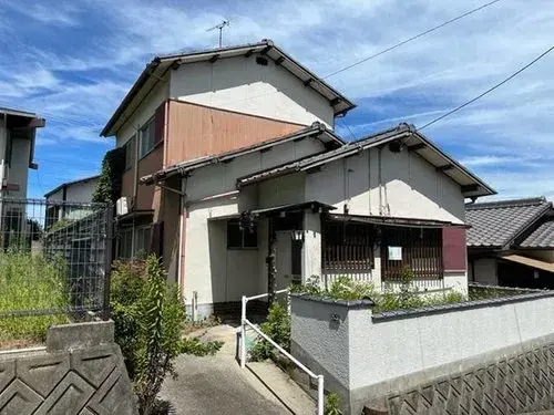 Akiya in 高松市