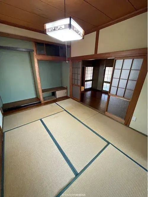 Slide 4