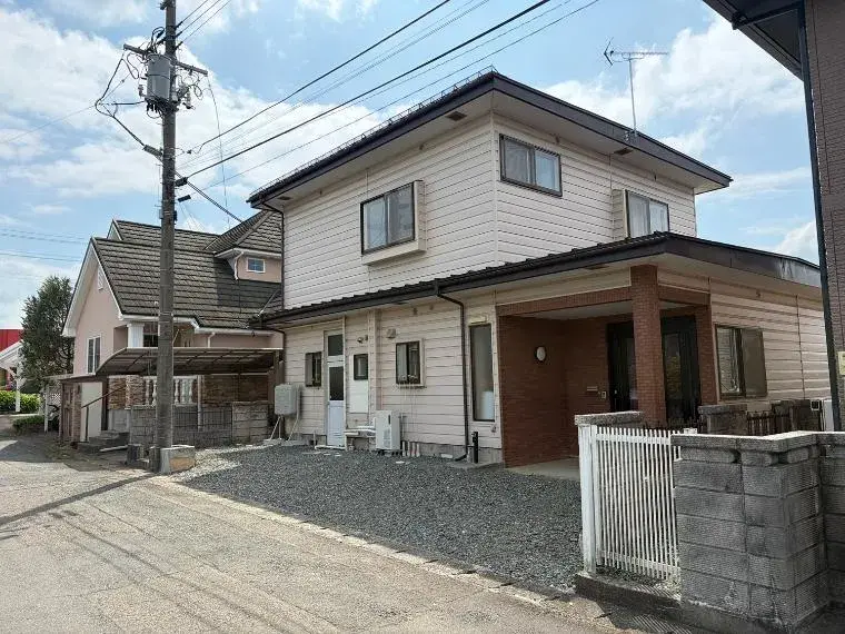 Akiya in Takizawa