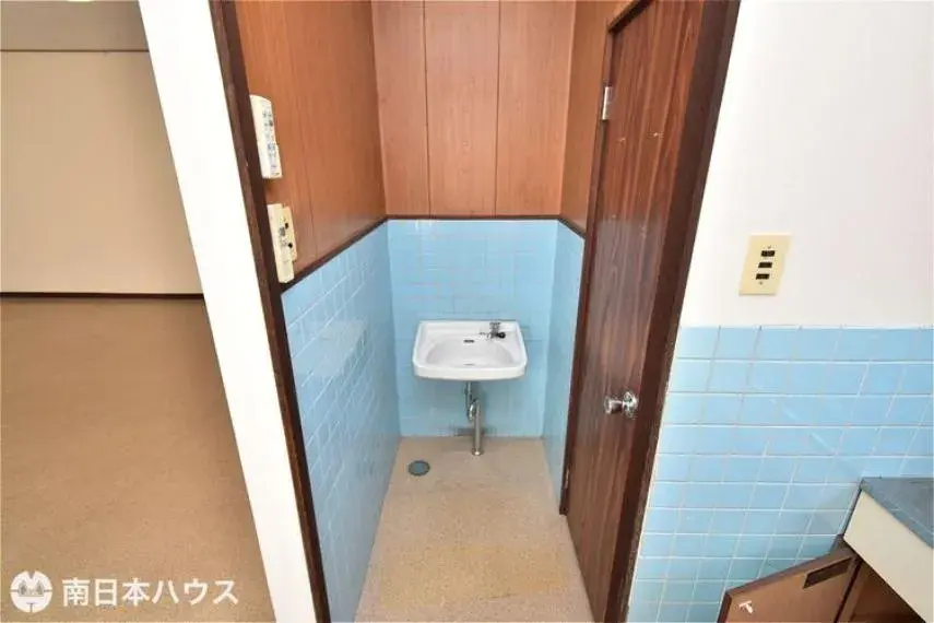 One Room (Layout 1R x 5 Units) Kagoshima City Kagoshima Prefecture (17)