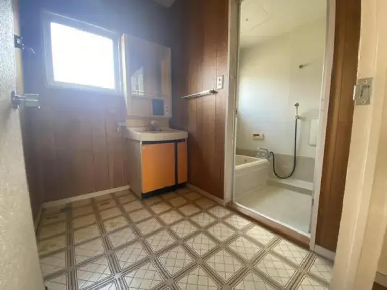 4DK Miyakonojo City, Miyazaki Prefecture Property (13)