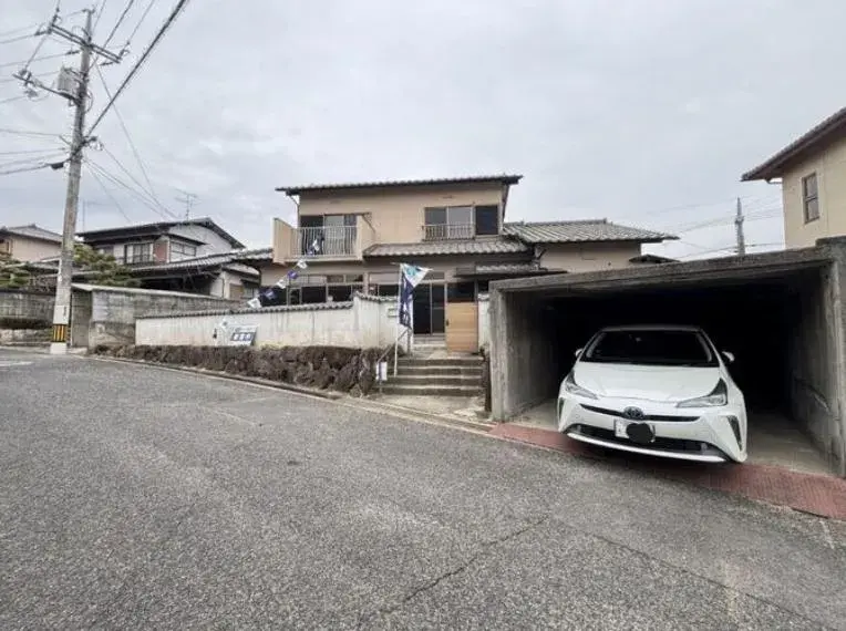 Akiya in Akaiwa