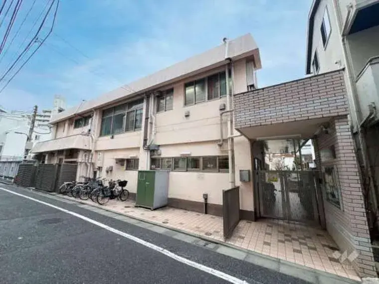 Tokyo Toshima Ward 2-Bedroom Property (4)