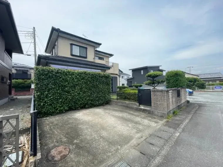 Akiya in Fuji