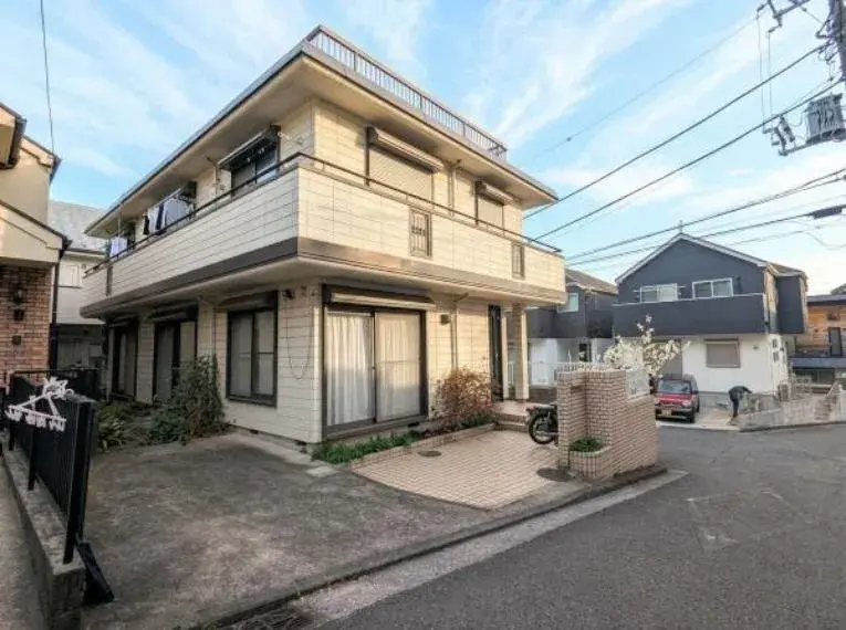 Akiya in Hodogaya Ward