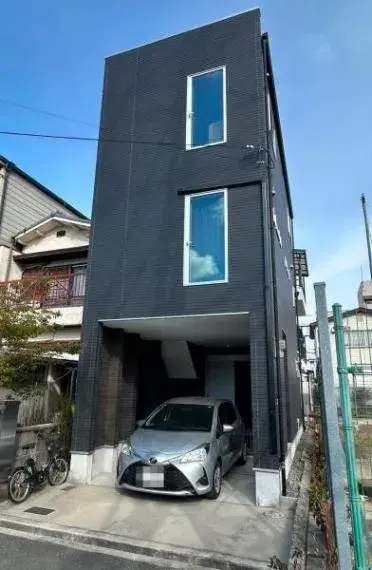 Akiya in 寝屋川市