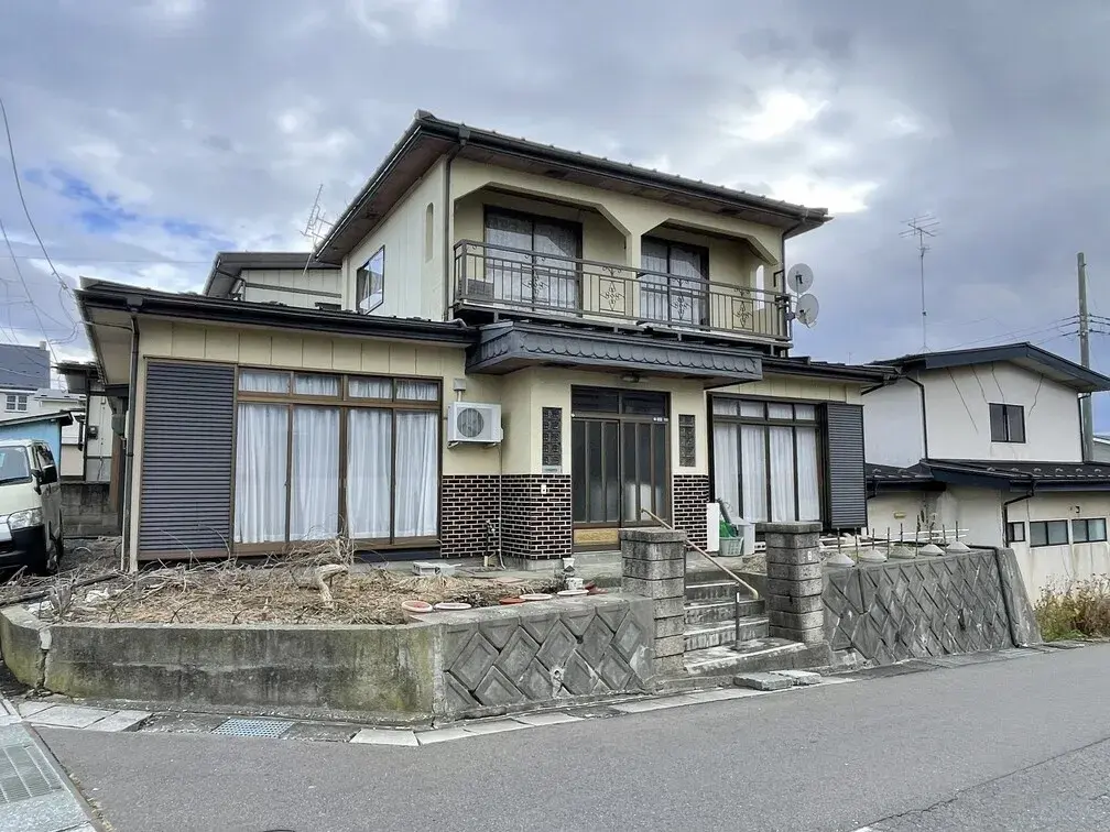 Akiya in Hachinohe