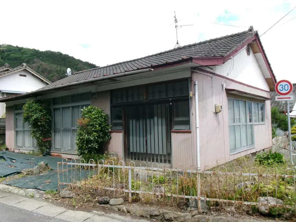Akiya in Ofunato
