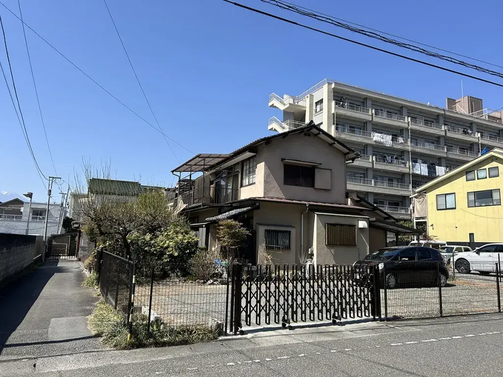 Akiya in Kofu