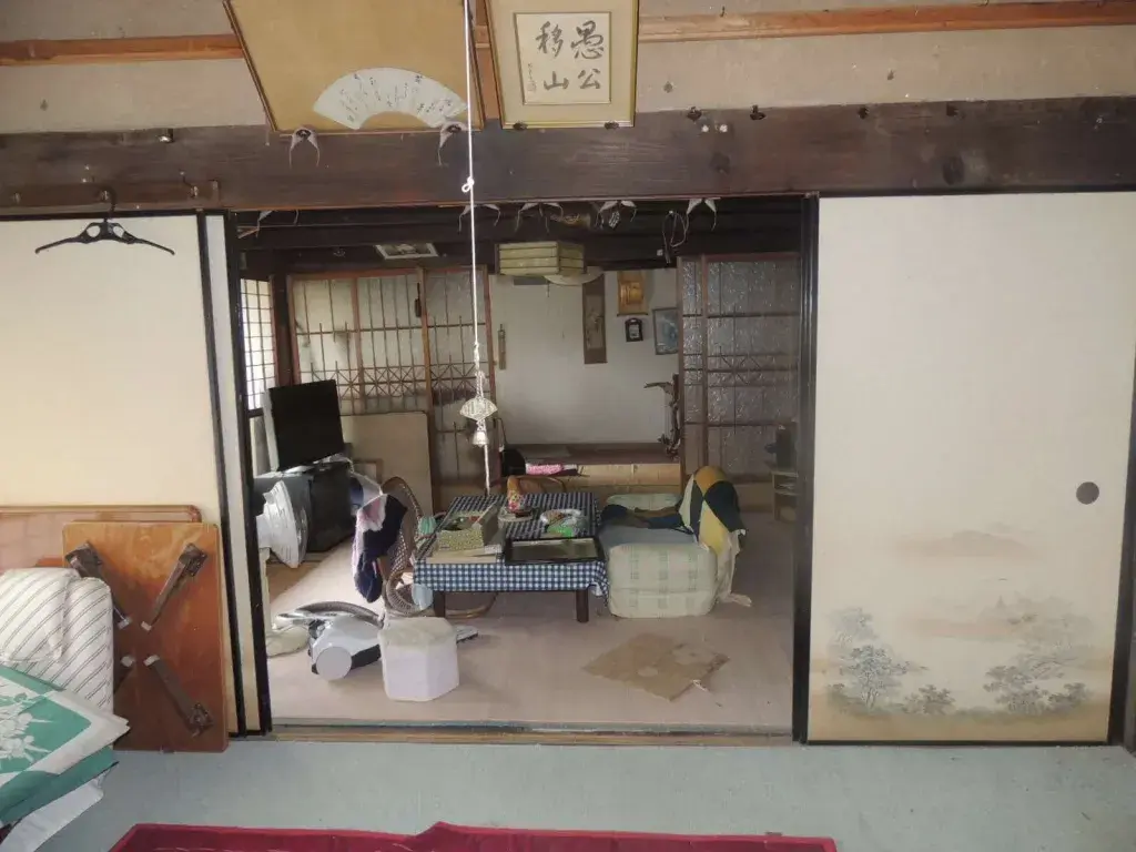 Okayama Prefecture Kume-gun Misaki-cho 7DK Property (2)