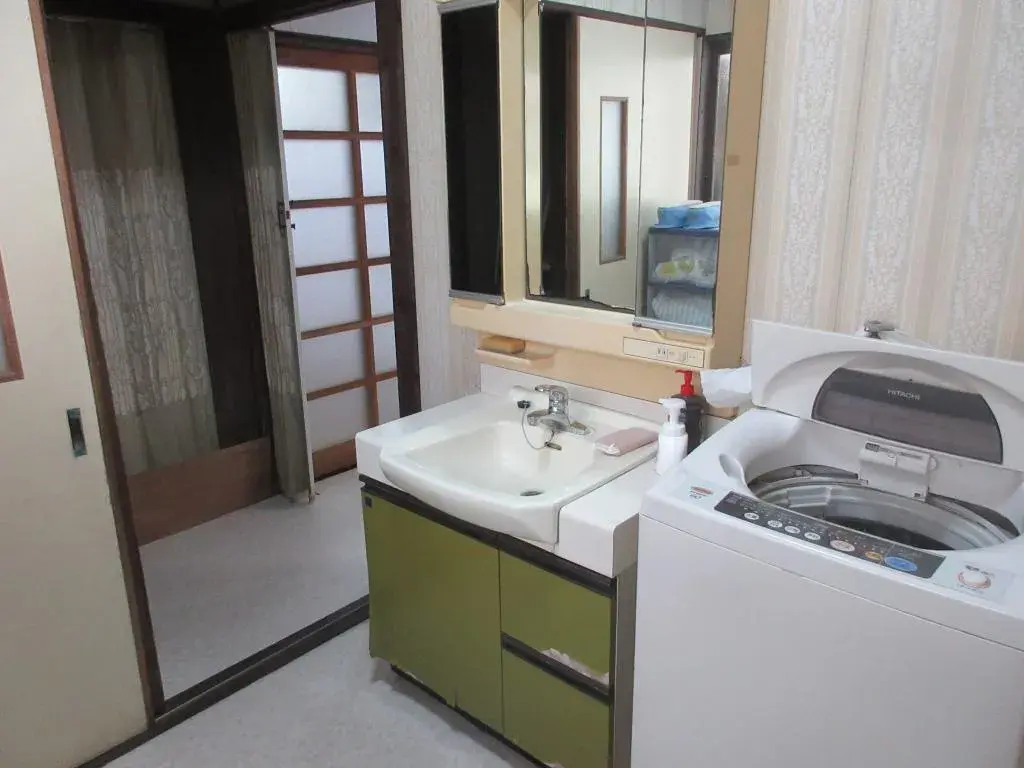 6DK Property Miyoshi City Hiroshima Prefecture (12)