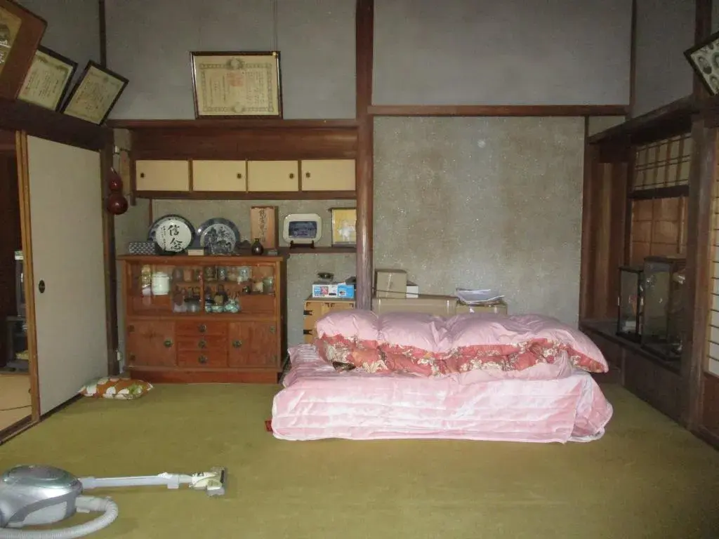 Slide 4