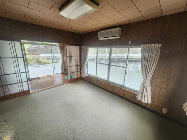 10DK Property Seiyo City Ehime Prefecture (13)