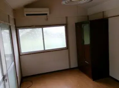 Slide 4