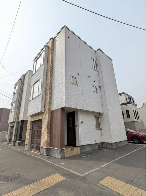 Akiya in Sapporo