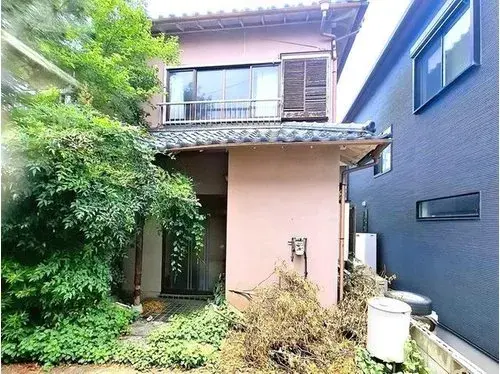 Akiya in Yachiyo