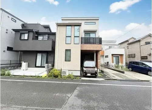 Akiya in Fuchu