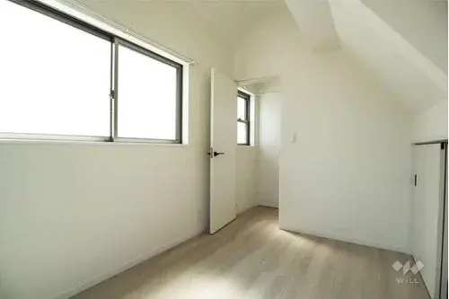 عقار بثلاثة طوابق مع مساحة تخزين وفيرة Setagaya-ku Tokyo (4)