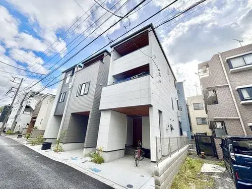 Akiya in Kawasaki