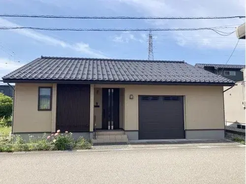 Akiya in Takaoka