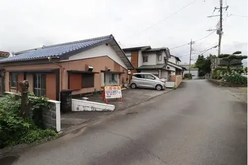 Slide 4