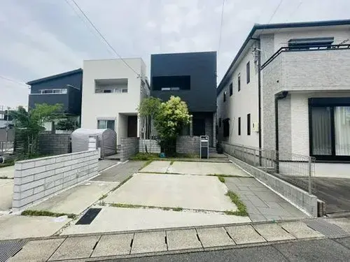 Akiya in Komaki