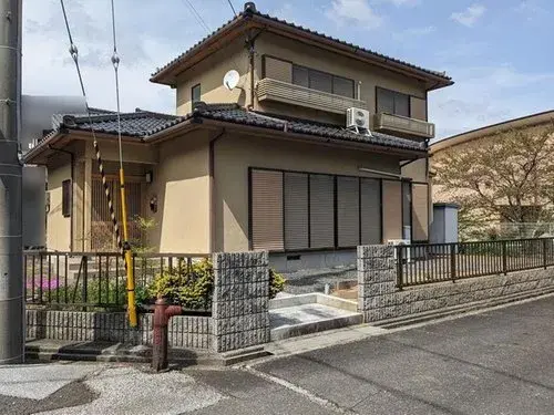 Akiya in Maibara