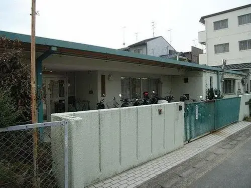 Akiya in Muko