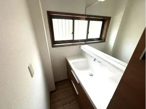 10LDK房产
京都市伏见区
京都府 (9)