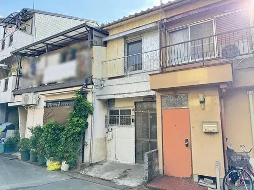 Akiya in Osaka