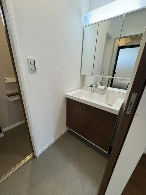 3LDK+2S Property Yodogawa-ku, Osaka City, Osaka Prefecture (12)