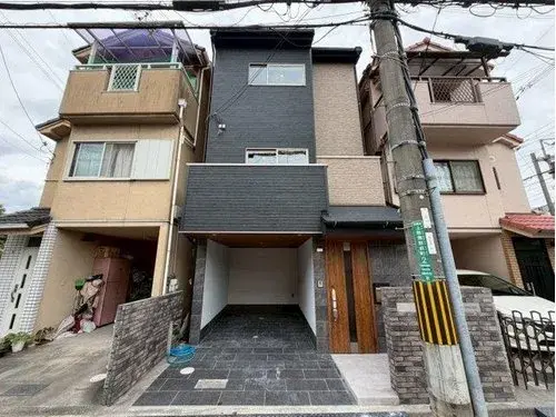 Akiya in Takatsuki