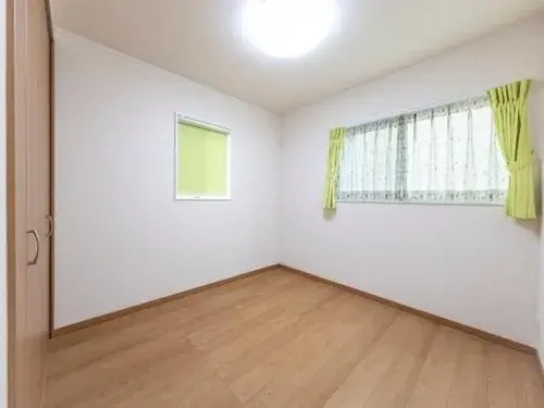 2-Story LDK 15+ Tatami Property Tomitabayashi City Osaka Prefecture (4)