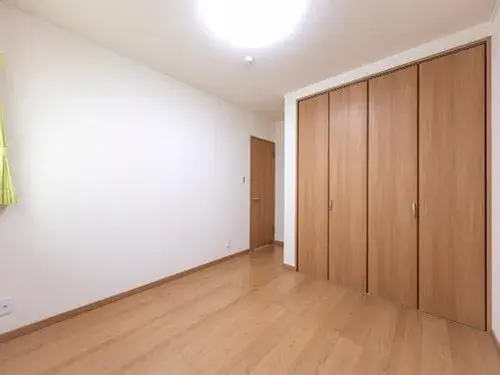 2-Story LDK 15+ Tatami Property Tomitabayashi City Osaka Prefecture (5)