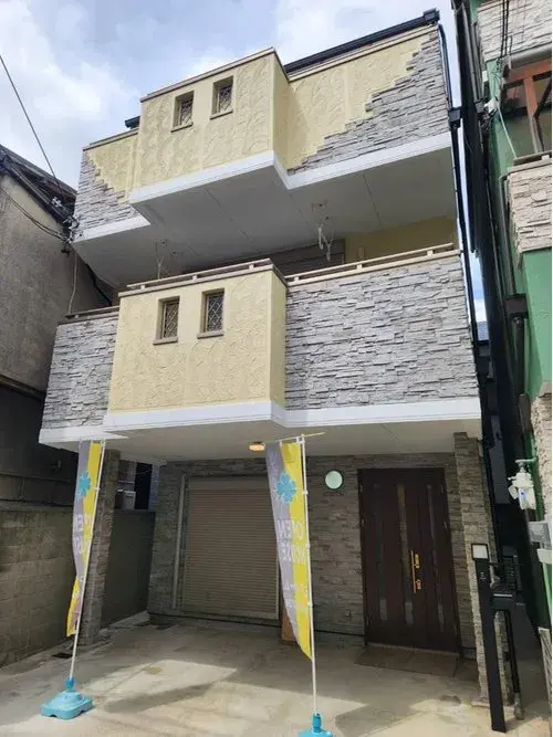 Akiya in Osaka