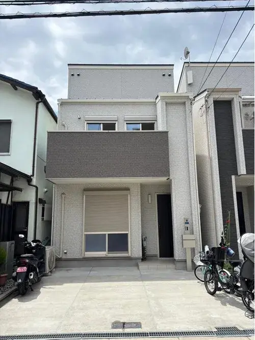 Akiya in Osaka