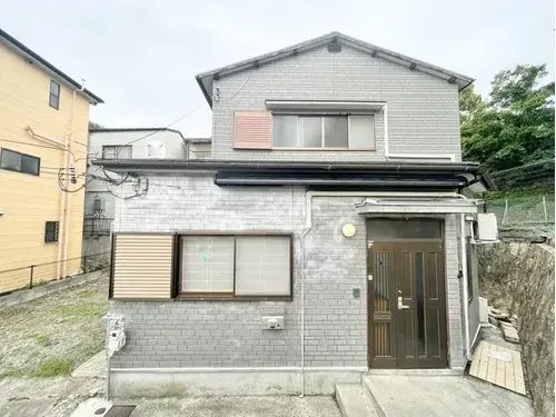 Akiya in Kobe