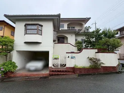 Akiya in Kobe